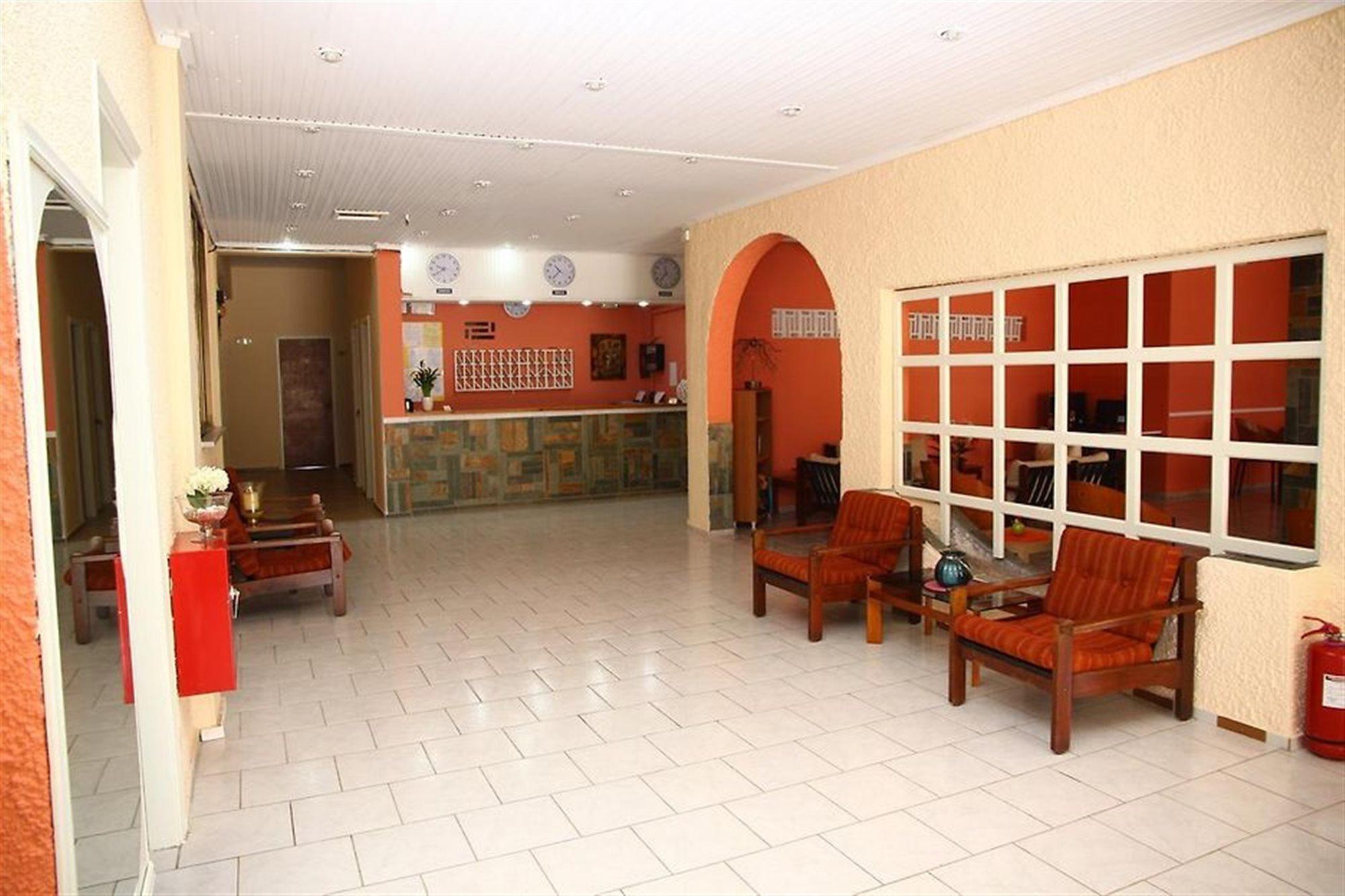Triton Garden Hotel มาเลีย ภายนอก รูปภาพ